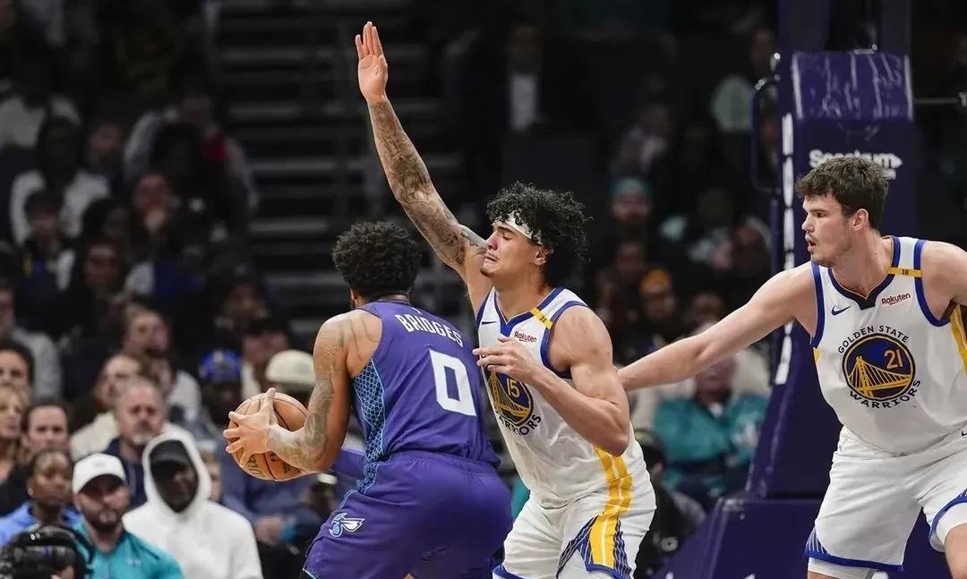 黄蜂轻取波兰男篮，萨博尼斯送出助攻的简单介绍