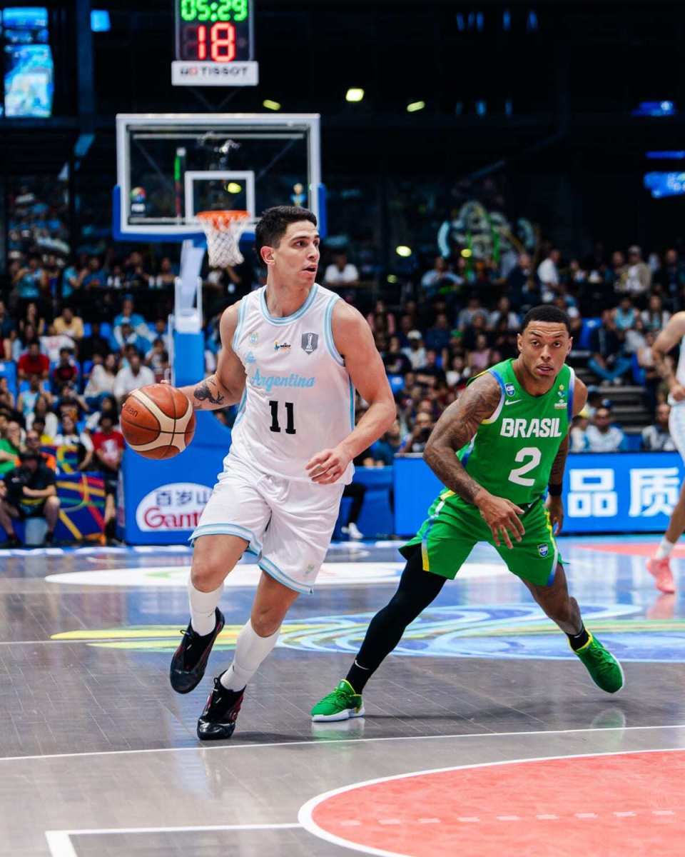 塞尔维亚男篮爆冷阿根廷男篮,莫里斯完成帽子戏法 塞尔维亚男篮爆冷阿根廷男篮,莫里斯完成帽子戏法