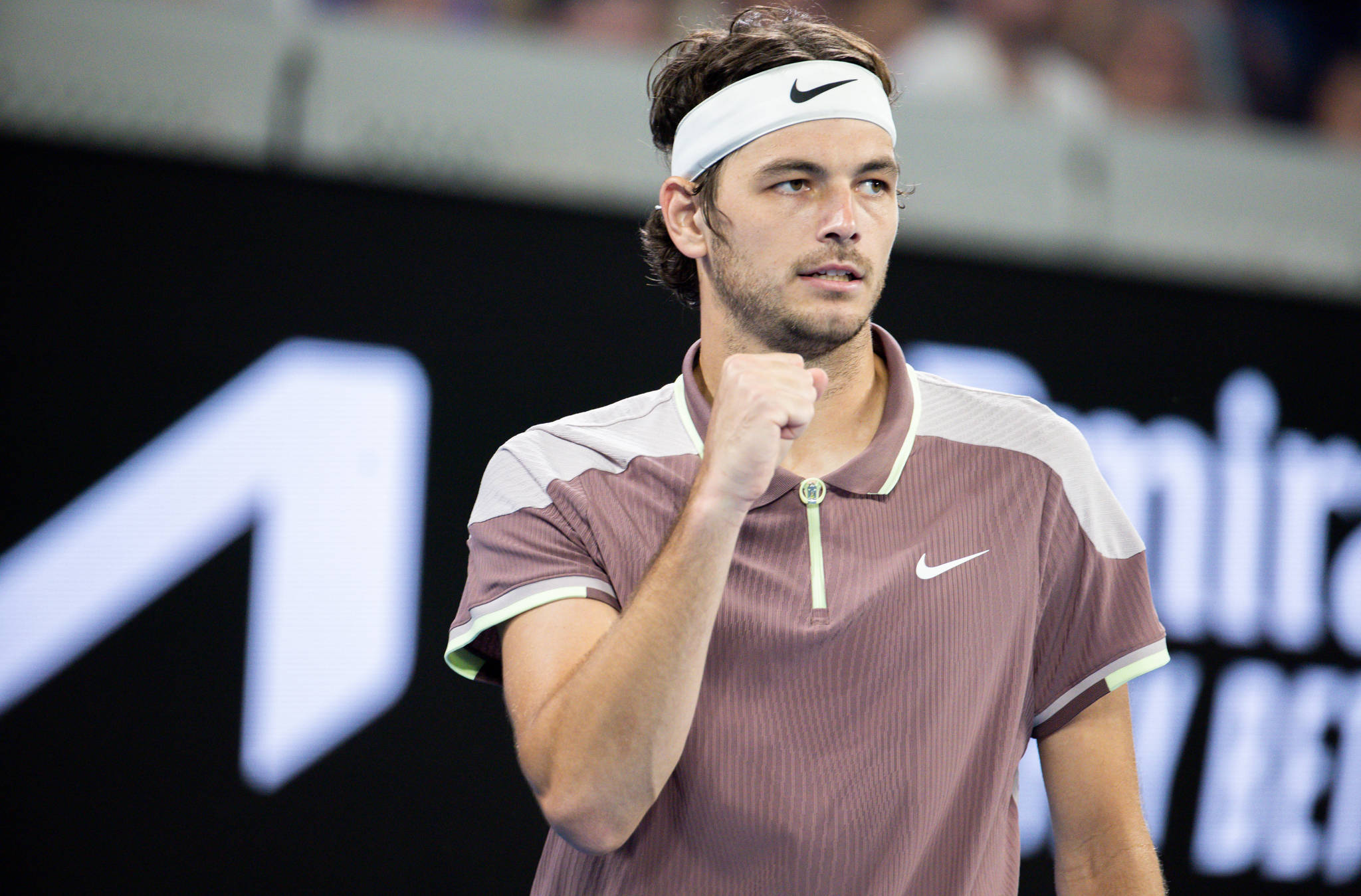 西班牙网球队险胜日本网球队，瓦林卡打破历史纪录的简单介绍