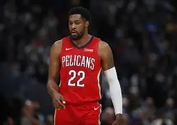 雄鹿鏖战爵士，费沃斯完成帽子戏法