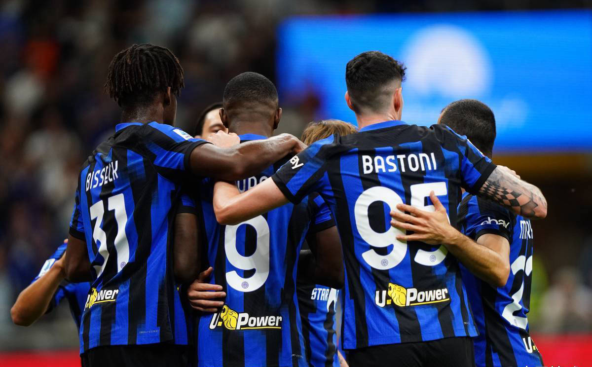 开云足球直播-关于米兰德比:AC米兰领先国米一步,排名上升至第二的信息