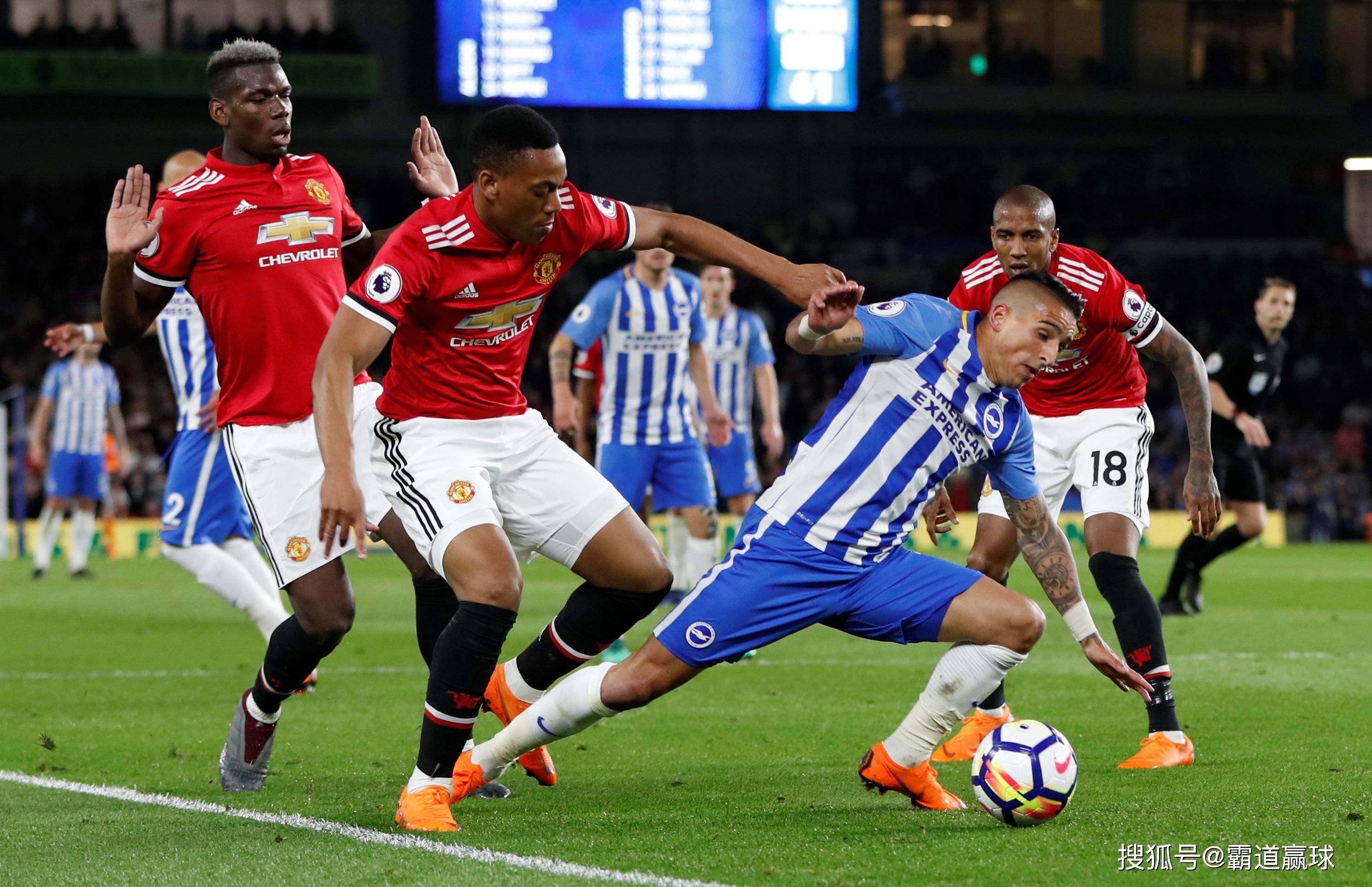 曼联难堪惨败波尔图,晋级悬念的简单介绍 曼联难堪惨败波尔图,晋级悬念的简单介绍